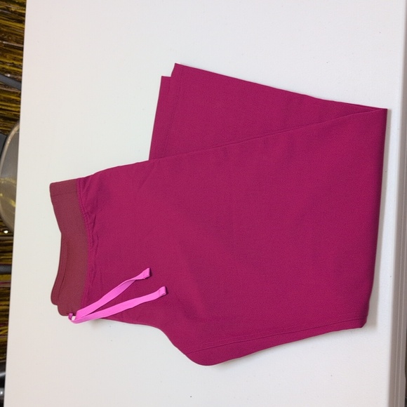 Figs Scrubs Regular Waist Livingston Dark Magenta MP - Picture 1 of 5